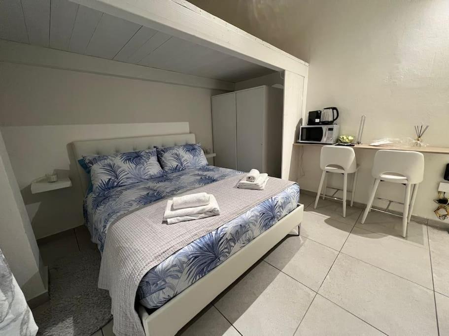 Tiny & Cosy Studio Flat In Como Exterior photo